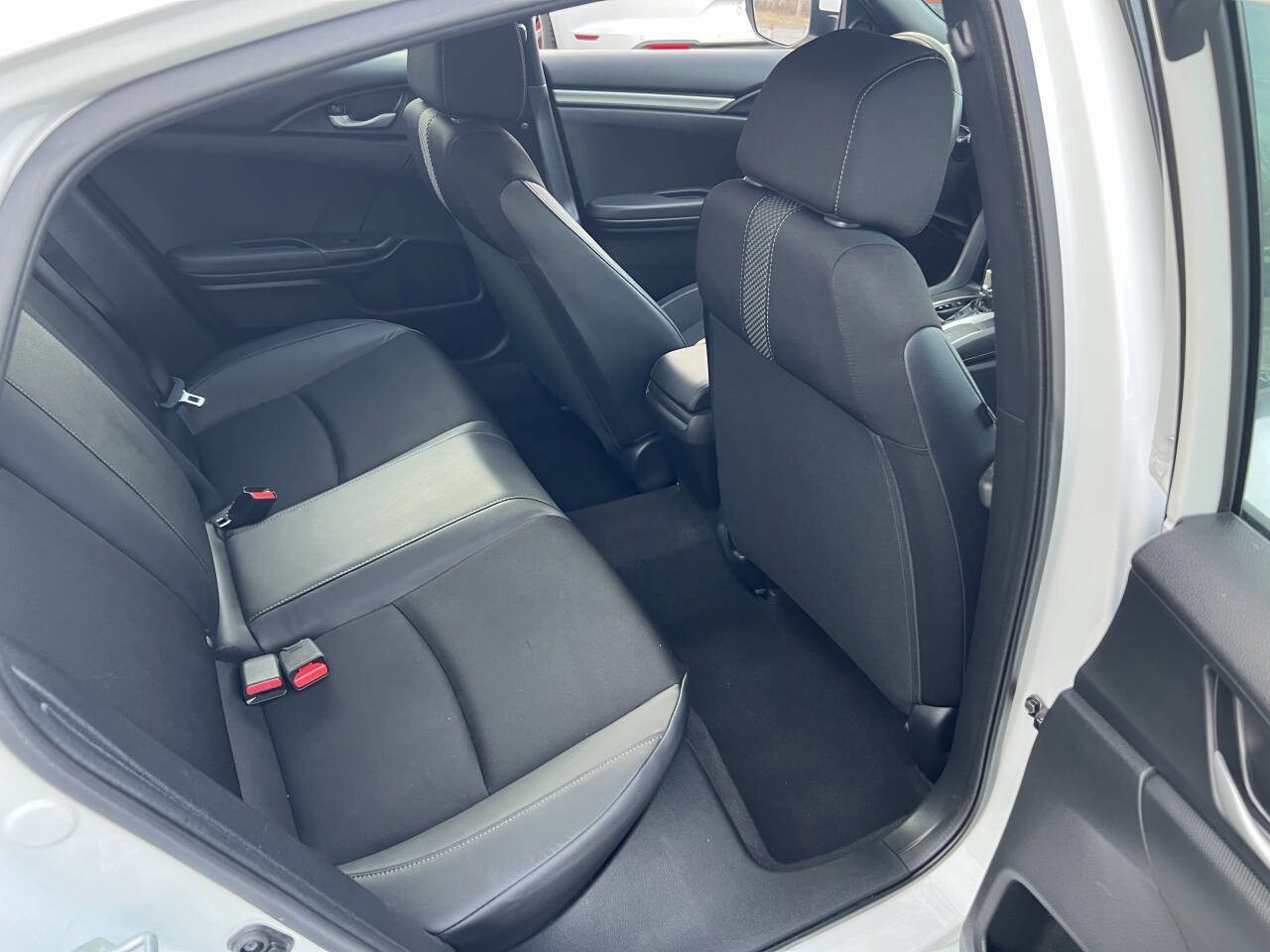 Used 2021 Honda Civic Sport image 13