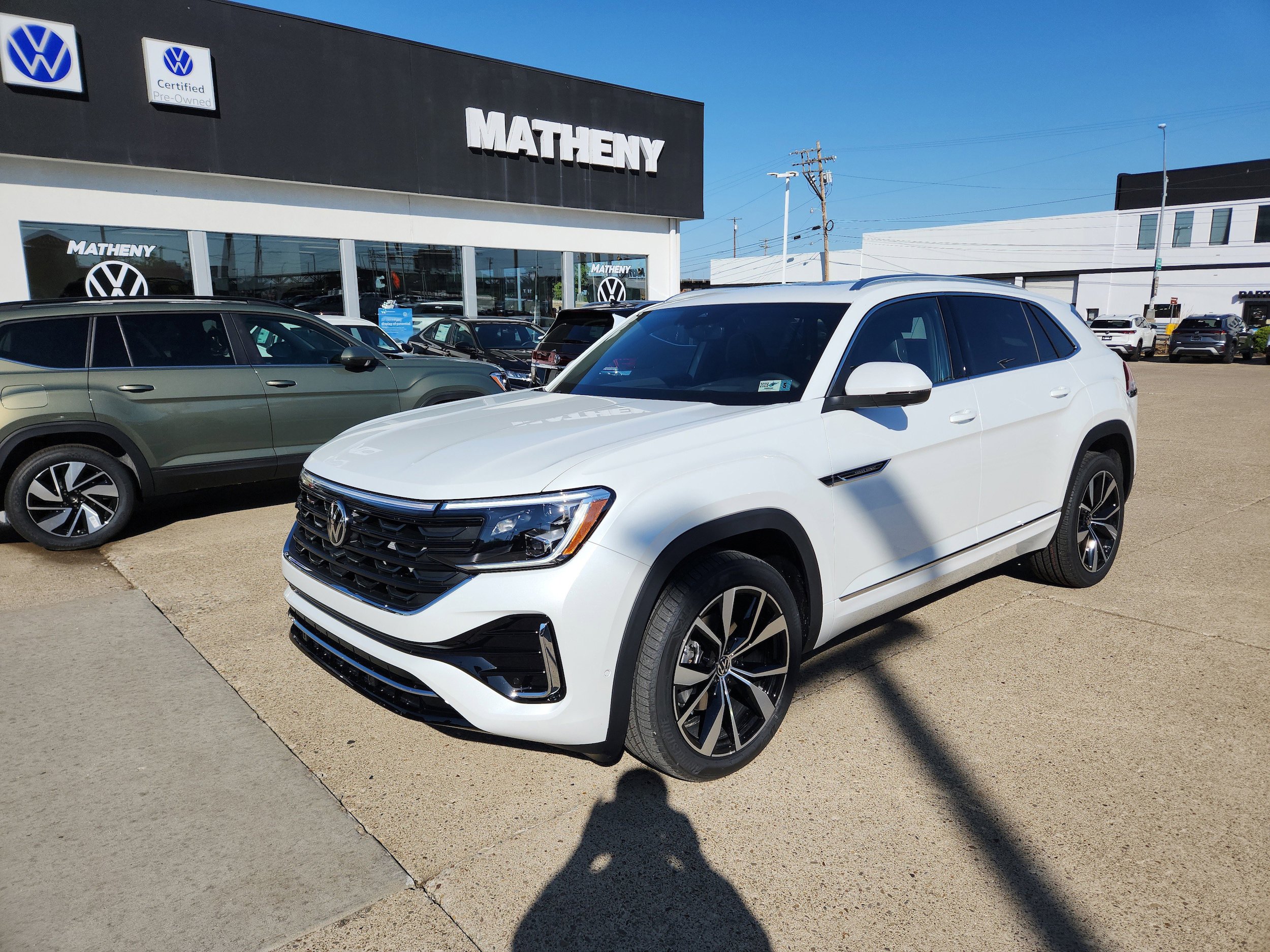 New 2026 Volkswagen Atlas Cross Sport SEL Premium R-Line