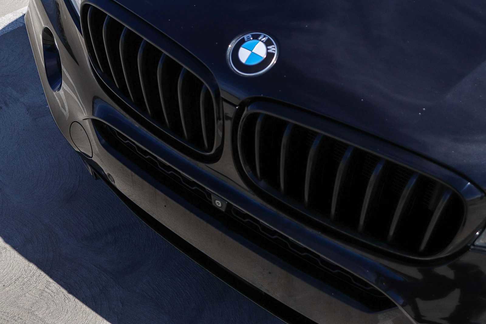 Used 2019 BMW X6 xDrive35i w/ M Sport Package AWD/4WD image 8