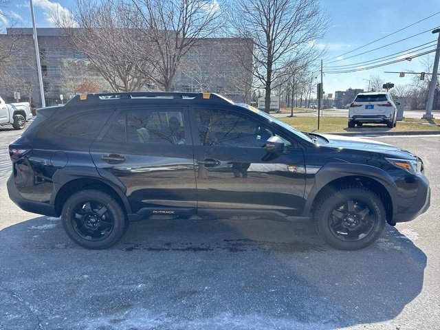 Used 2022 Subaru Outback Wilderness image 7