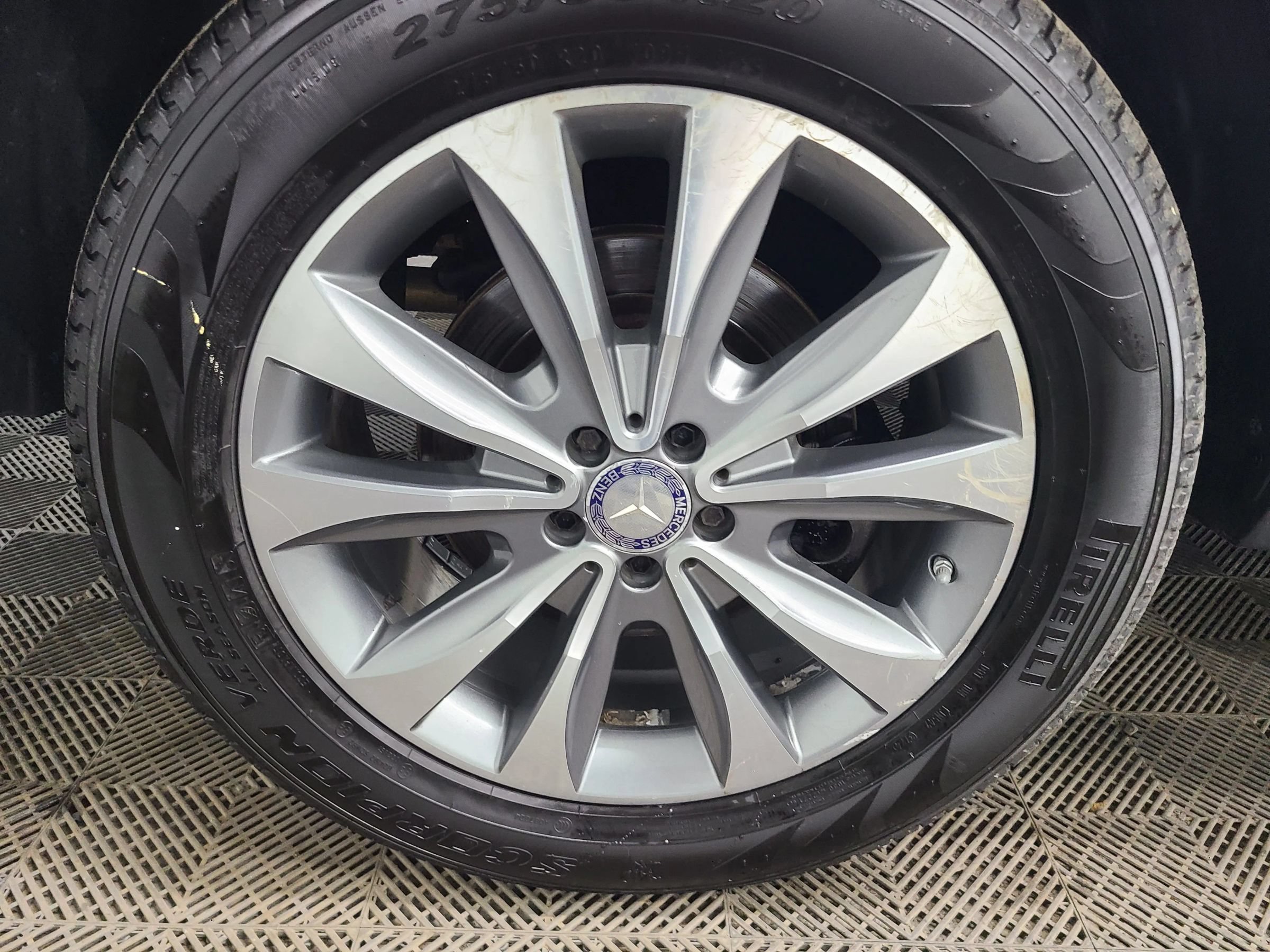 Used 2016 Mercedes-Benz GL 450 4MATIC image 15