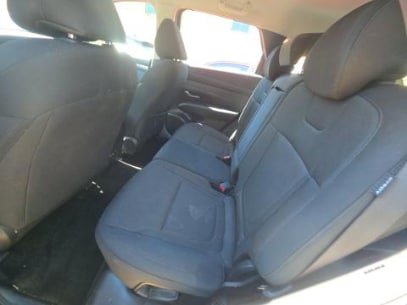 Used 2025 Hyundai Tucson SE FWD image 16