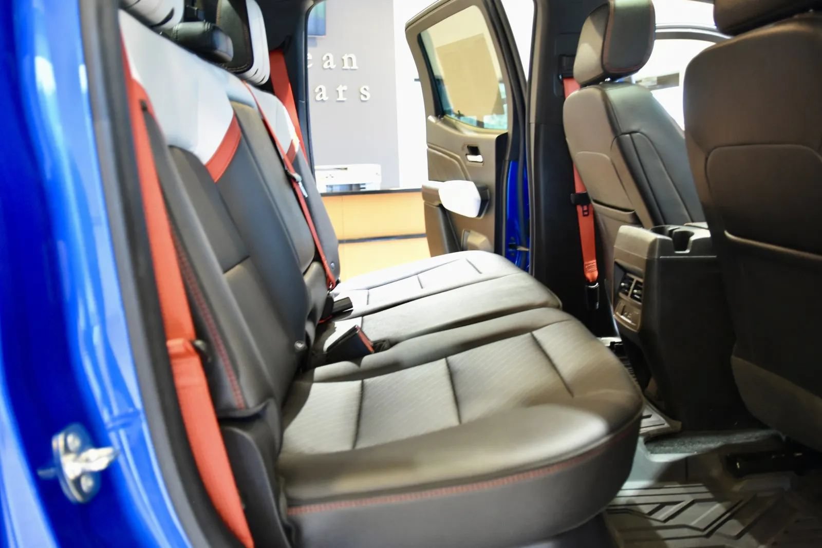 Used 2023 GMC Canyon AT4X AWD/4WD image 25