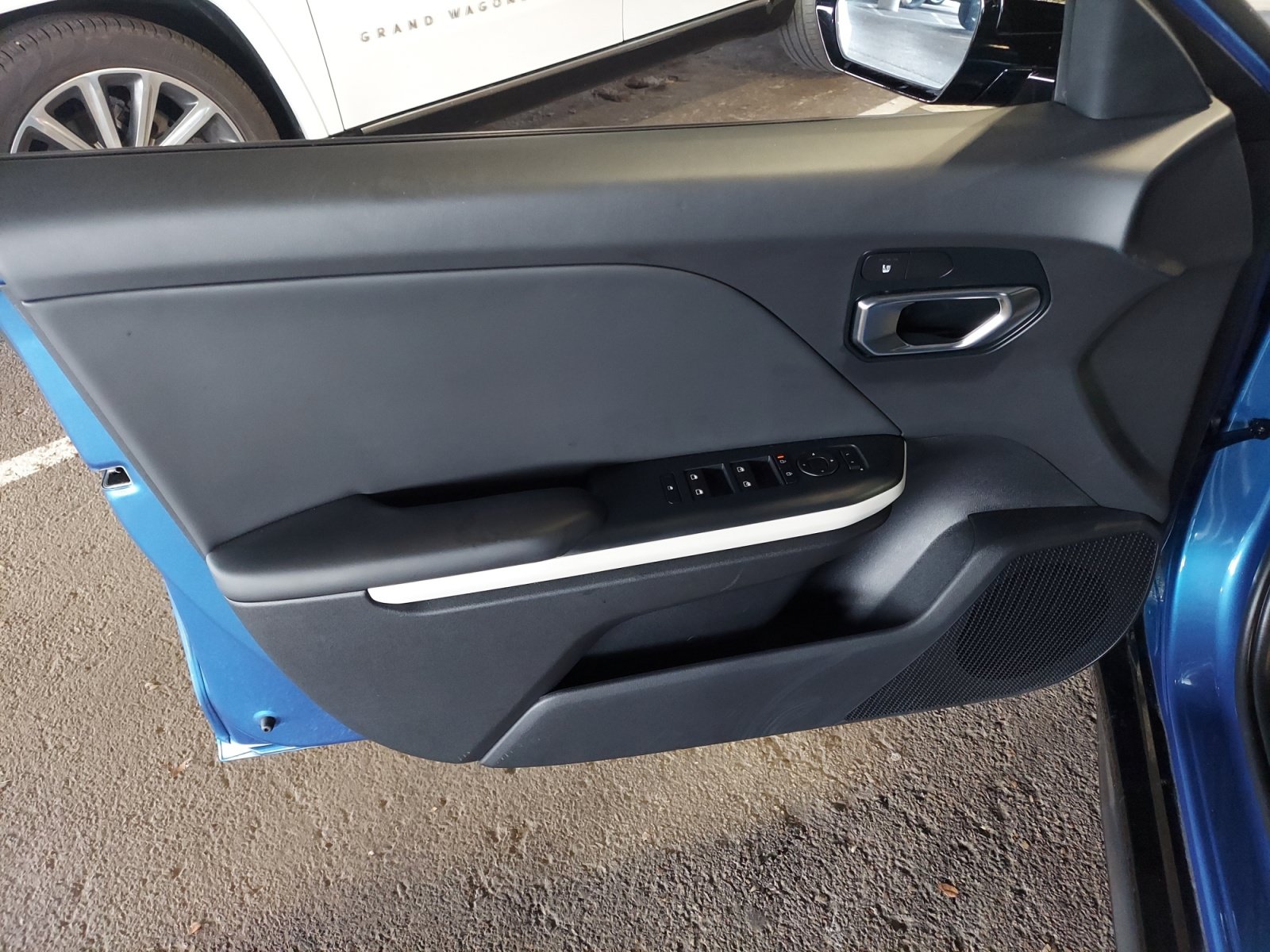 Used 2025 Kia K4 GT-Line w/ GT-Line Sunroof Package FWD image 27