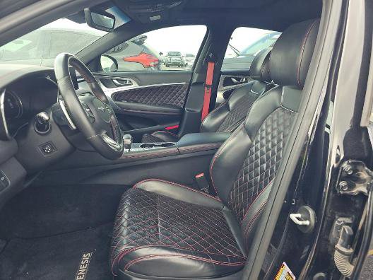 Used 2022 Genesis G70 3.3T image 8