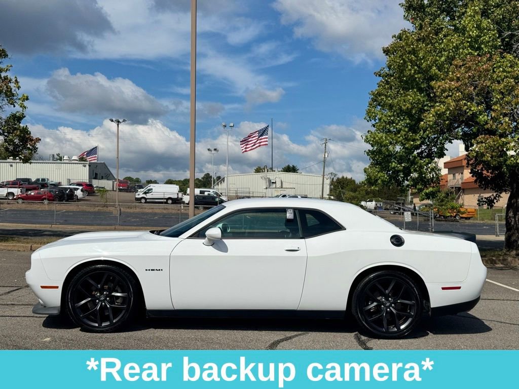 Used 2022 Dodge Challenger R/T w/ Blacktop Package image 6
