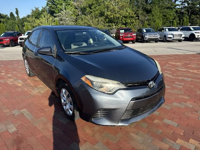 Used 2015 Toyota Corolla LE FWD image 19