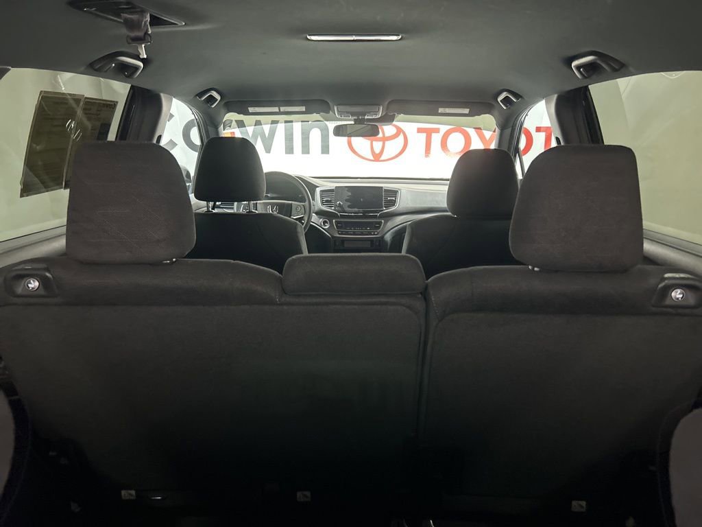 Used 2022 Honda Pilot Sport image 18