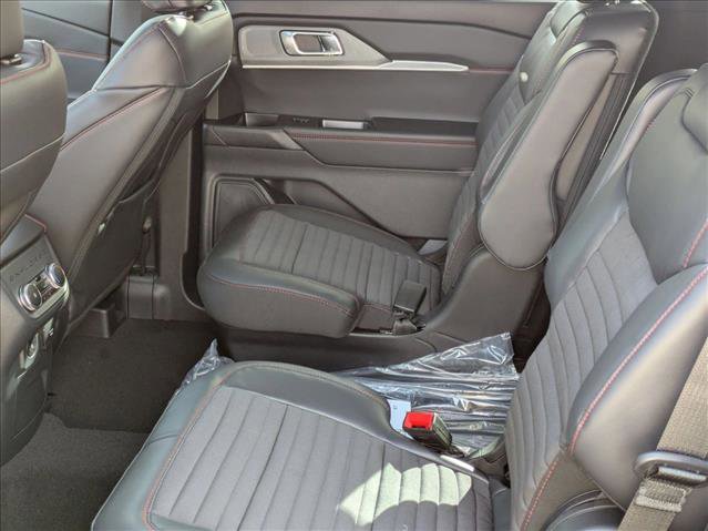 New 2026 Ford Explorer ST-Line w/ ST-Line Street Pack image 18