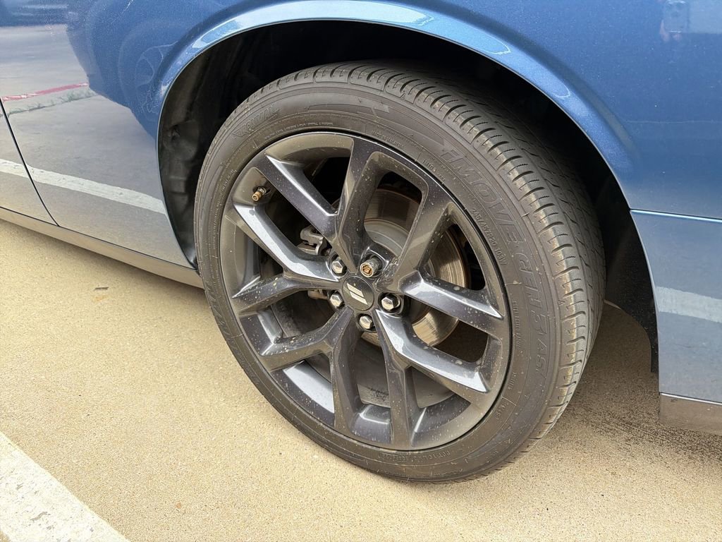 Used 2022 Dodge Challenger R/T w/ Plus Package image 5