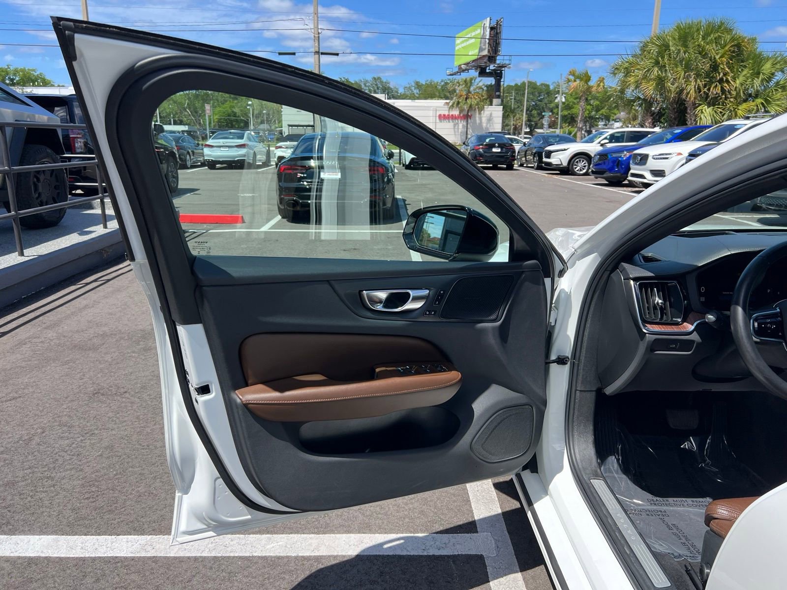 Used 2024 Volvo S60 B5 Ultimate AWD/4WD image 29