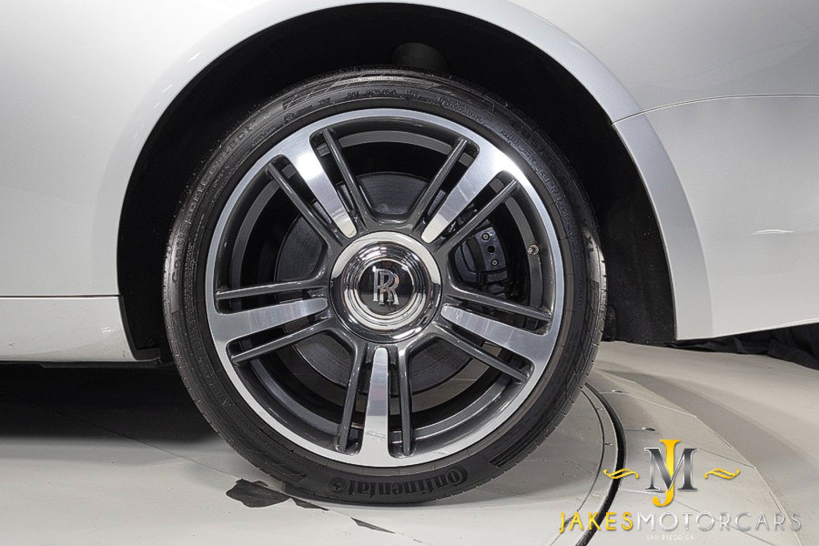 Used 2016 Rolls-Royce Wraith RWD image 63