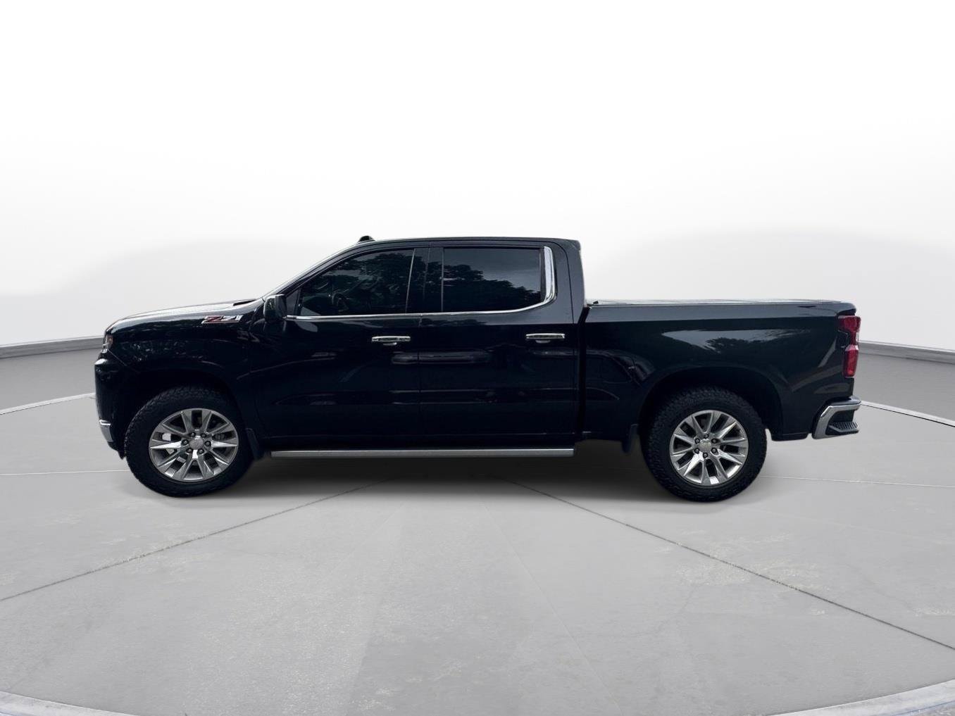 Used 2021 Chevrolet Silverado 1500 LTZ AWD/4WD image 9