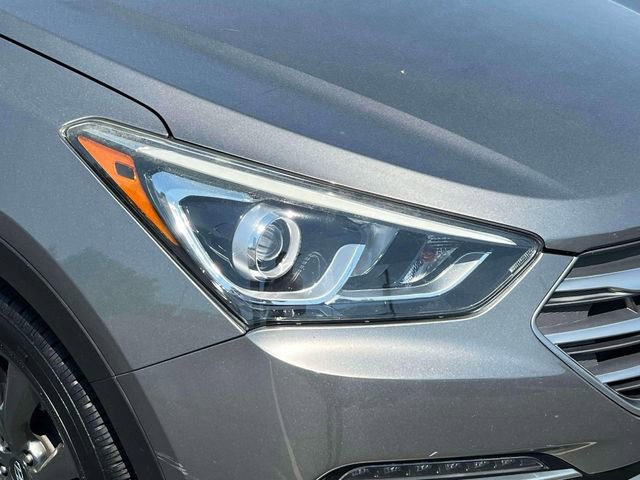 Used 2018 Hyundai Santa Fe Sport w/ 2.0T Ultimate Tech Package 05 AWD/4WD image 8
