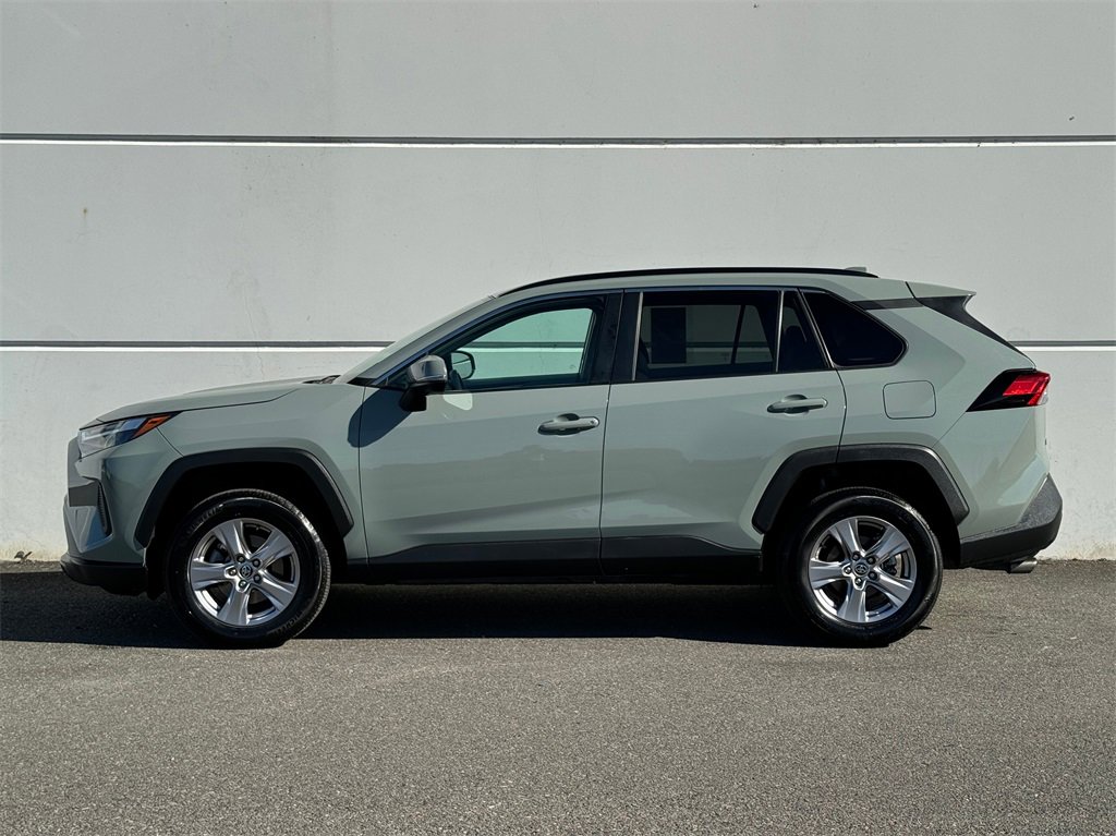 Certified 2022 Toyota RAV4 XLE image 4