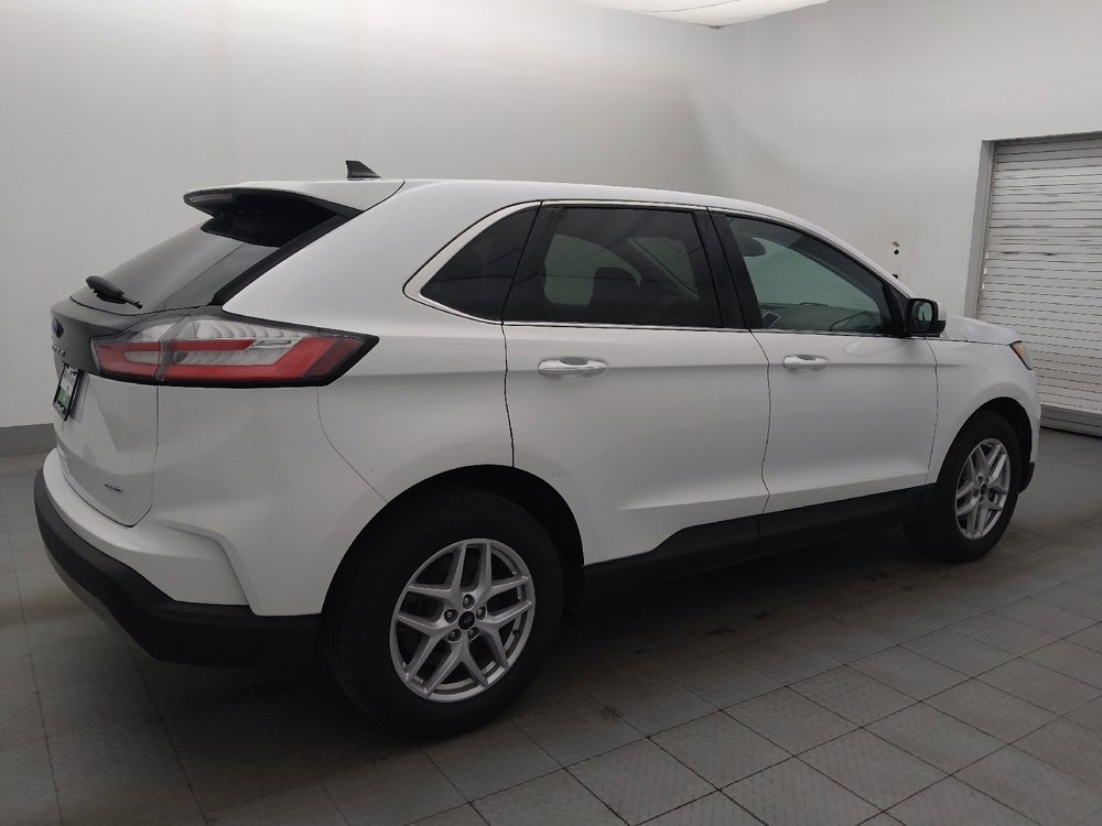 Used 2024 Ford Edge SEL image 10