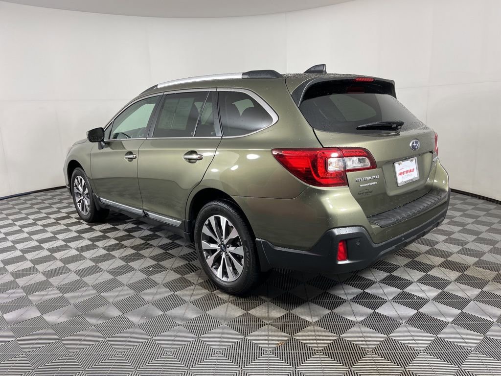 Used 2019 Subaru Outback 2.5i Touring image 15