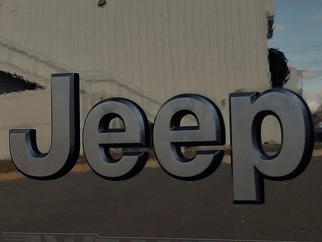 Used 2024 Jeep Wrangler Sport S image 30