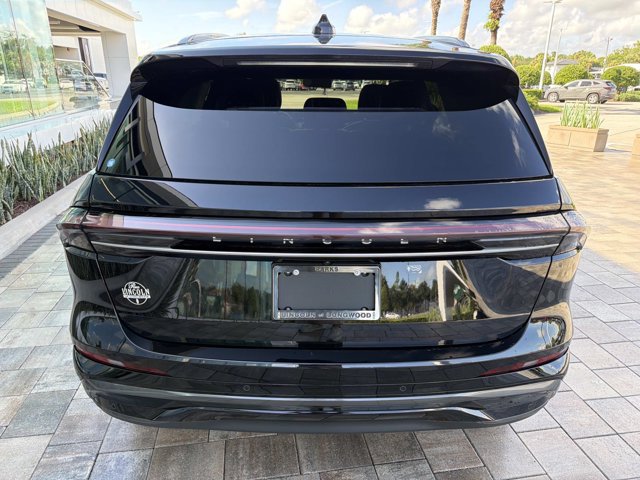 New 2026 Lincoln Nautilus Reserve AWD/4WD image 3
