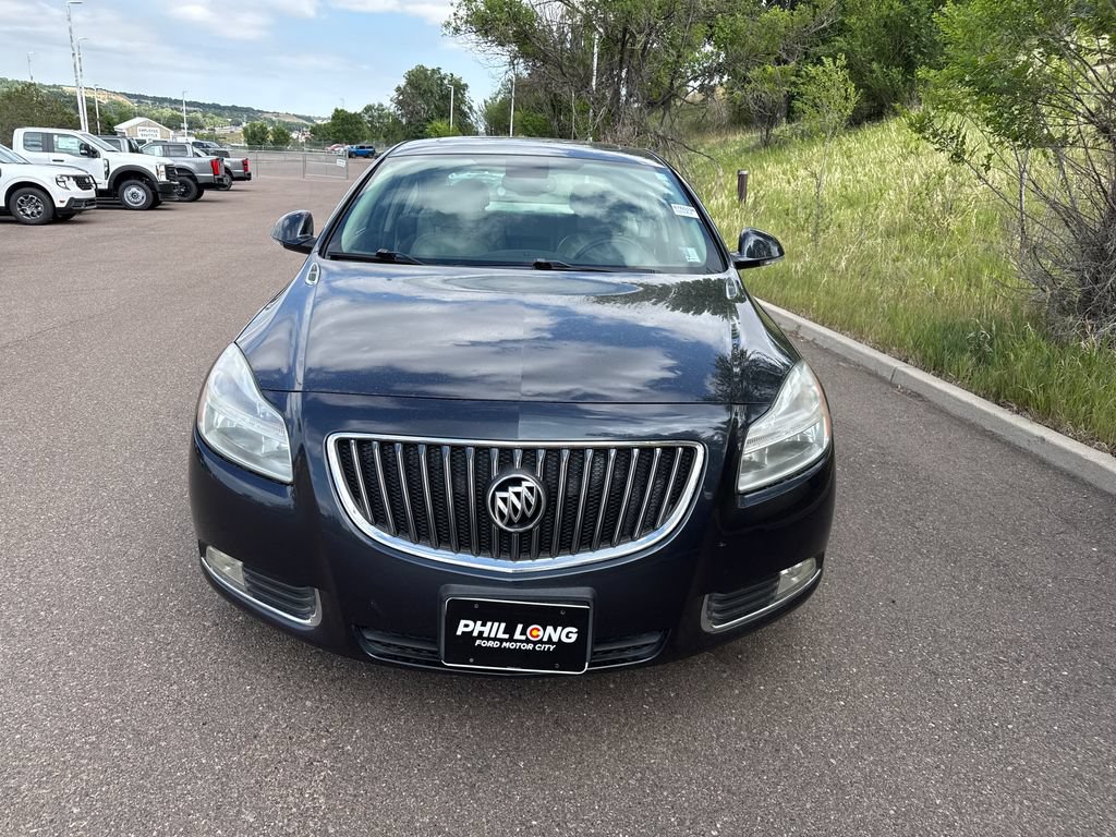 Used 2013 Buick Regal Premium FWD image 2