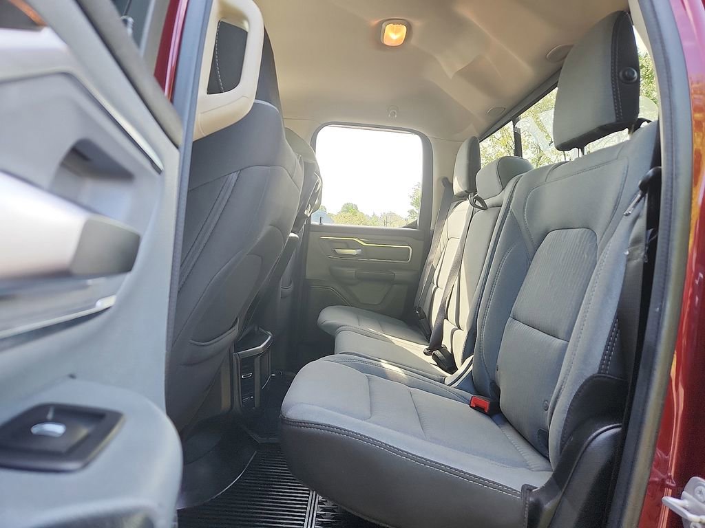 Used 2020 RAM 1500 Big Horn AWD/4WD image 10