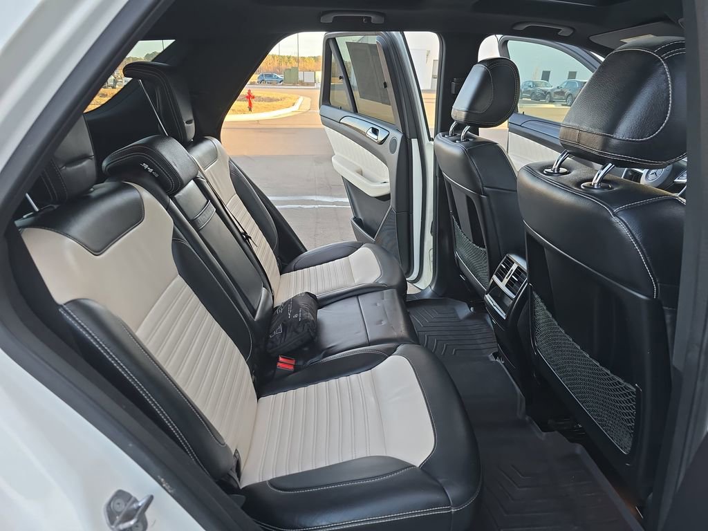 Used 2018 Mercedes-Benz GLE 43 AMG 4MATIC image 19