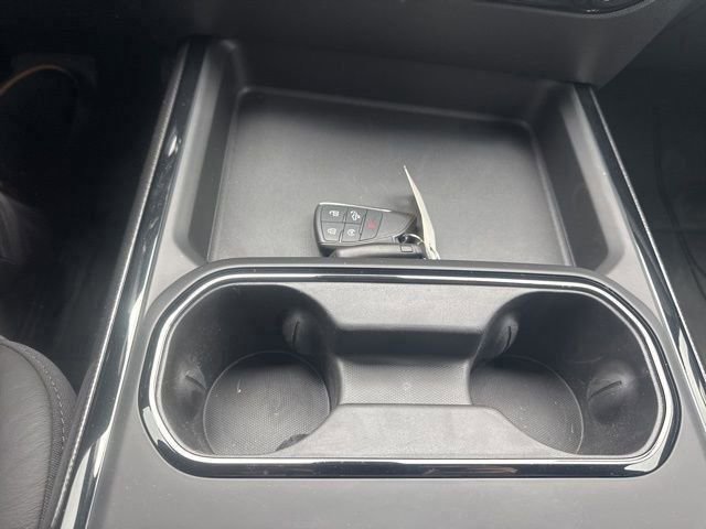 Used 2025 Chevrolet Silverado 2500 ZR2 w/ Technology Package image 17