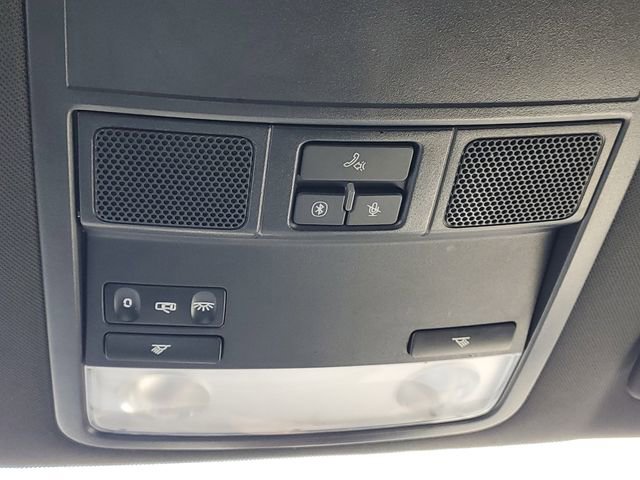 Used 2012 Volkswagen Beetle 2.5 image 22