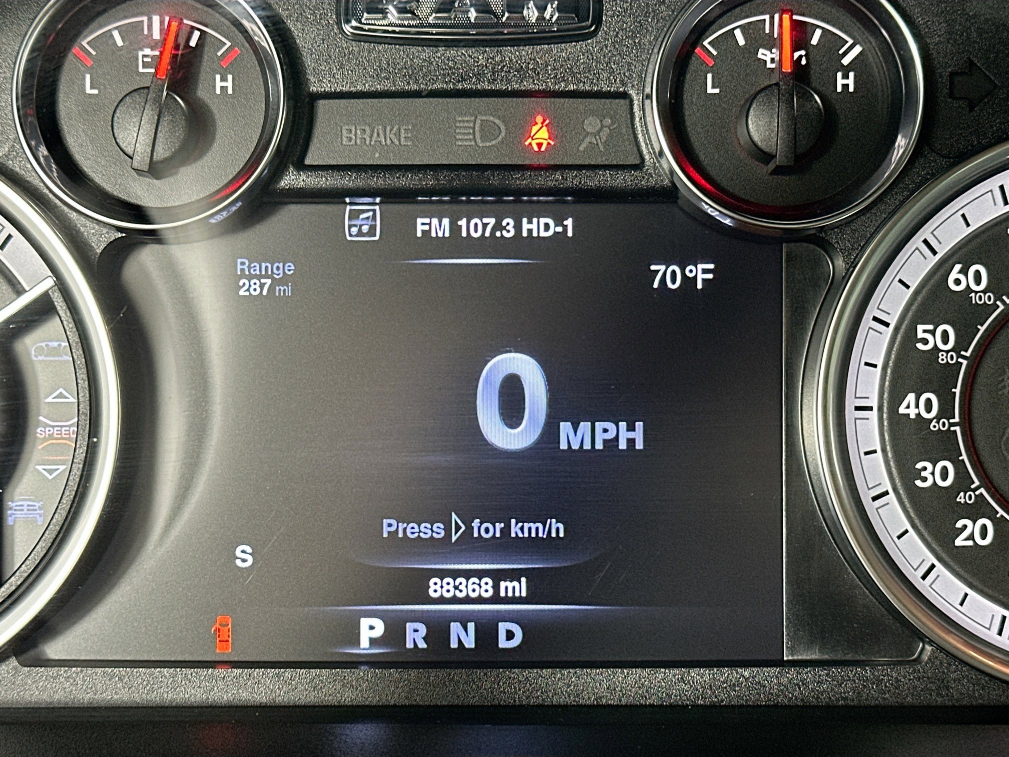 Used 2020 RAM 1500 Classic SLT w/ Luxury Group image 12