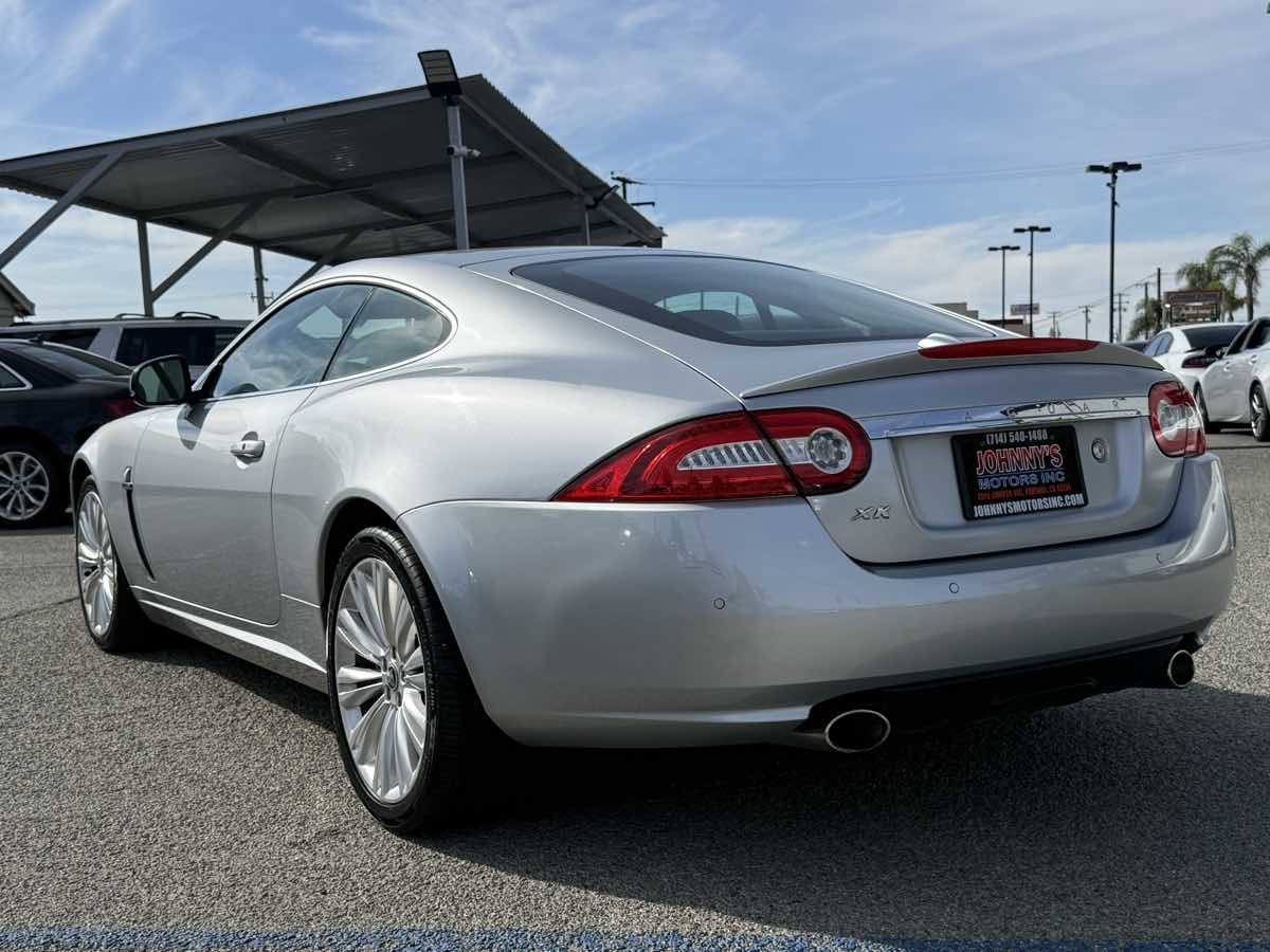 Used 2011 Jaguar XK image 11