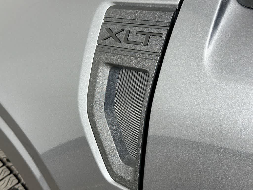 New 2026 Ford Maverick XLT w/ XLT Luxury Package AWD/4WD image 7