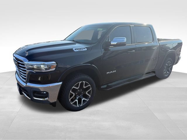 Used 2025 RAM 1500 Laramie AWD/4WD image 1