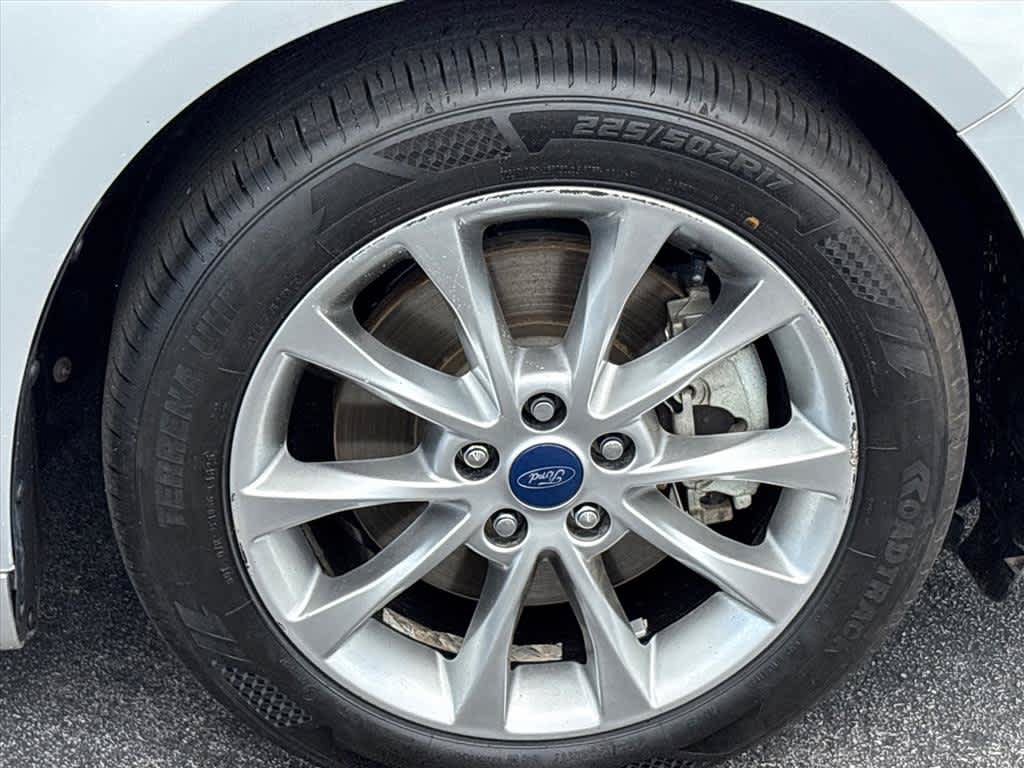Used 2017 Ford Fusion Energi SE FWD image 32