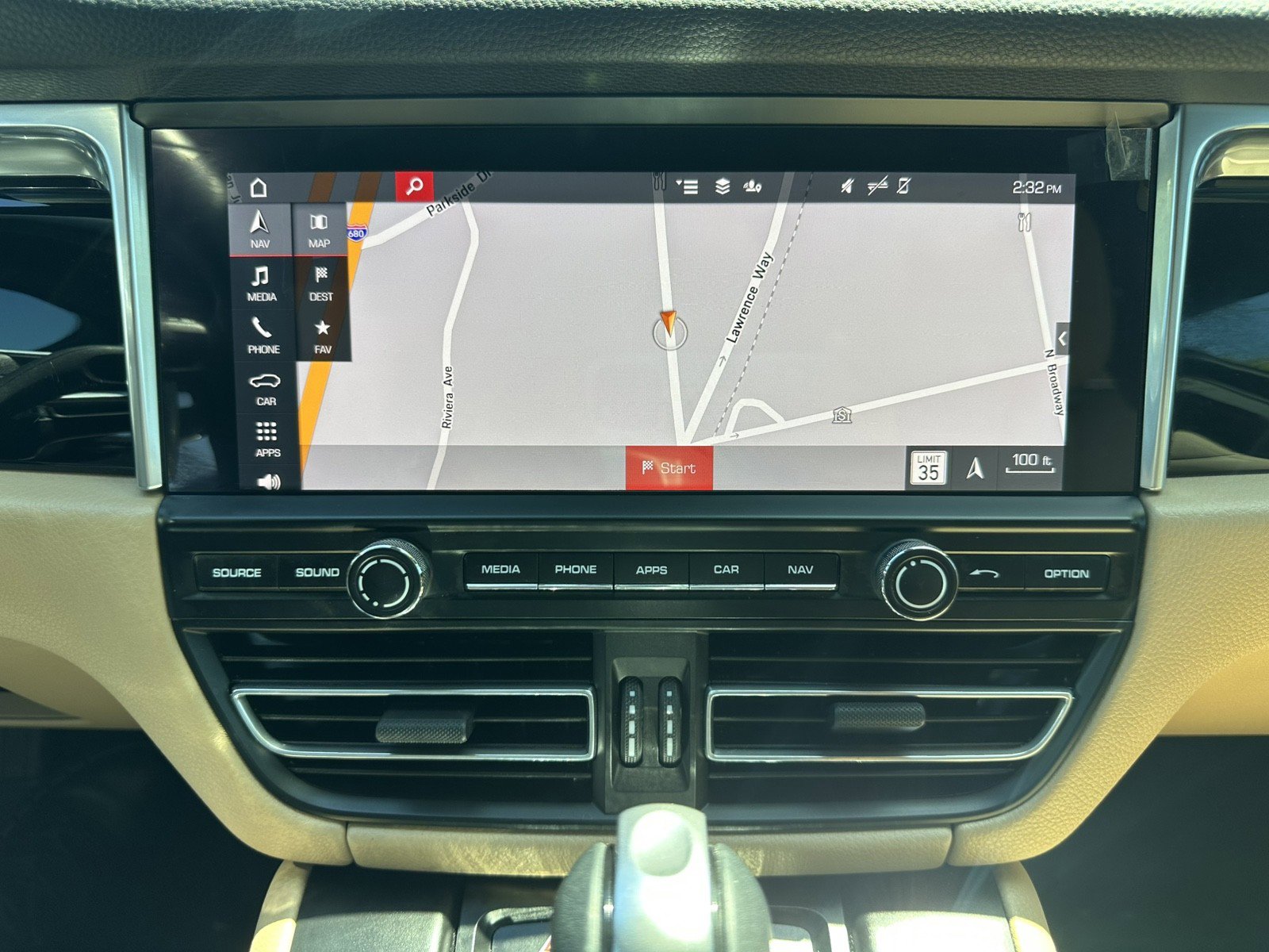 Used 2021 Porsche Macan S AWD/4WD image 25