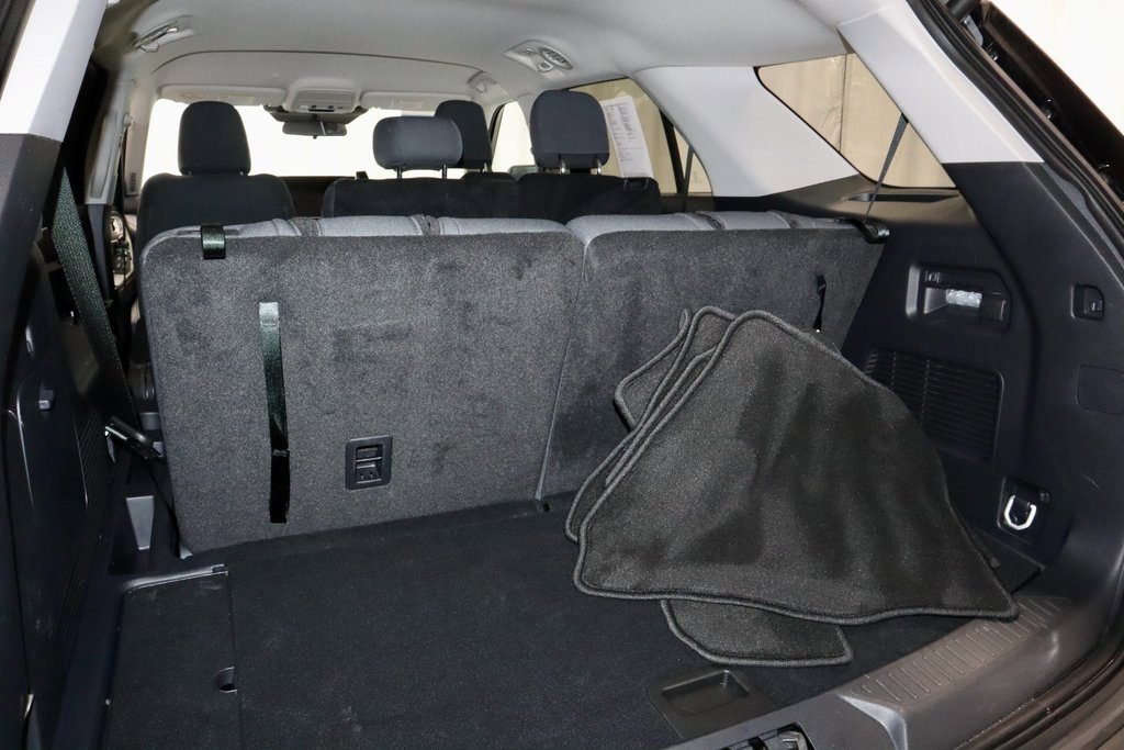 Certified 2025 Ford Explorer Active image 15