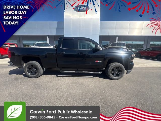 Used 2017 Chevrolet Silverado 1500 LT w/ Midnight Edition AWD/4WD image 5