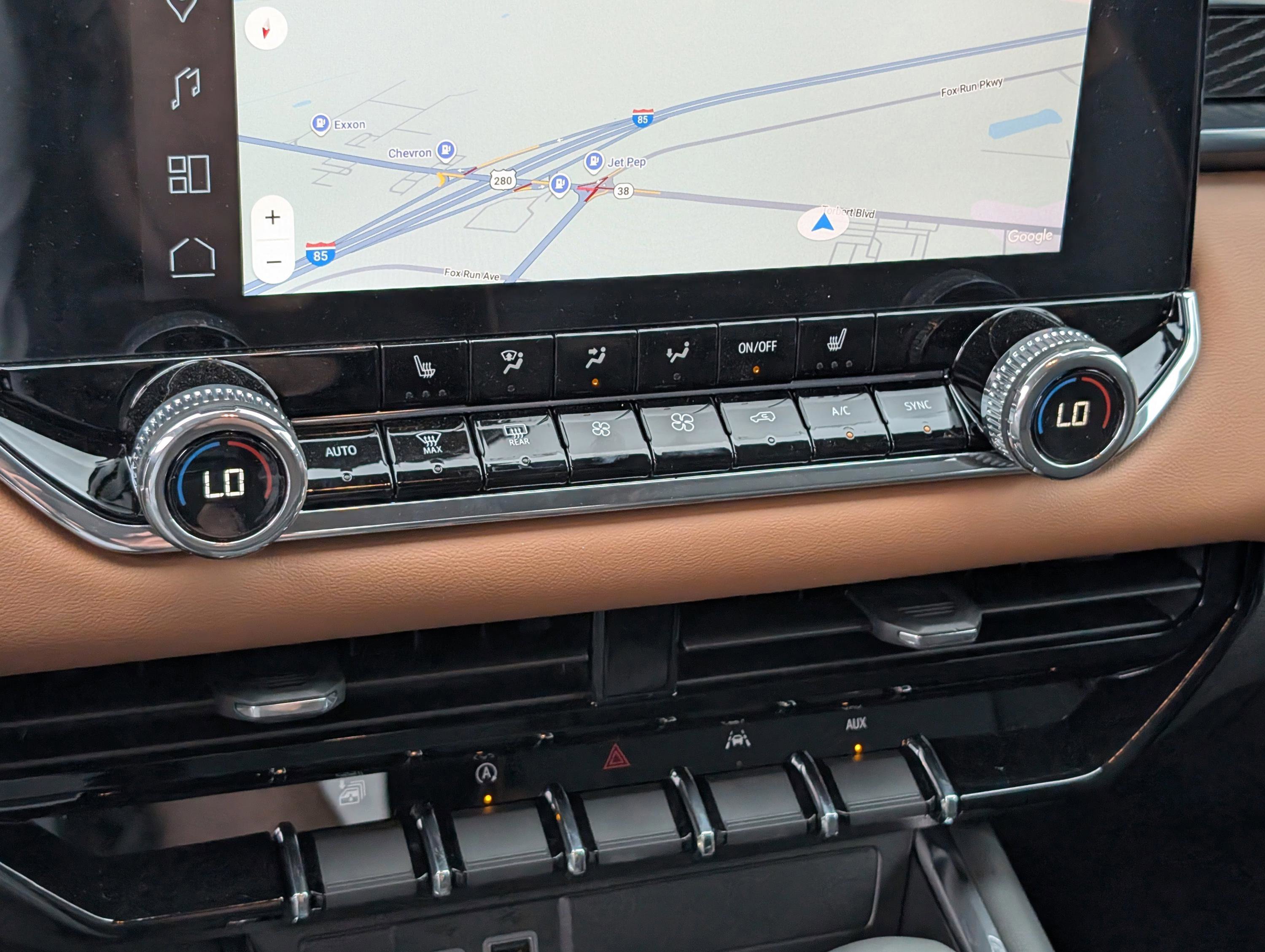 New 2026 GMC Canyon AT4 w/ Off-Road Front Bumper Package image 27