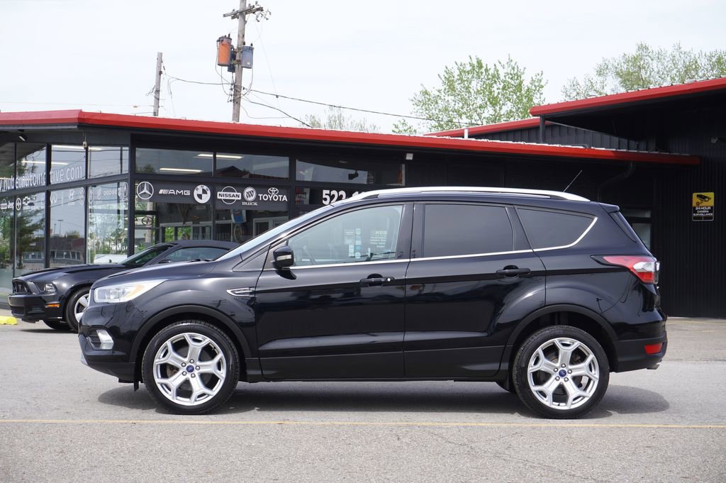 Used 2017 Ford Escape Titanium AWD/4WD image 4