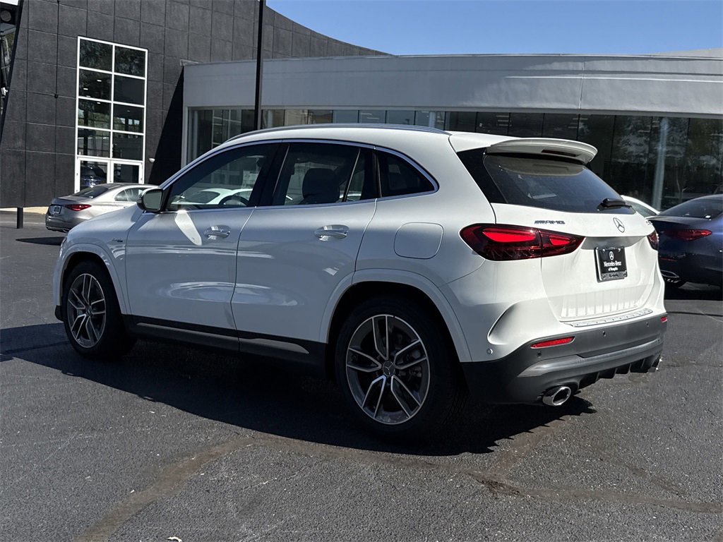 New 2025 Mercedes-Benz GLA 35 AMG 4MATIC image 3