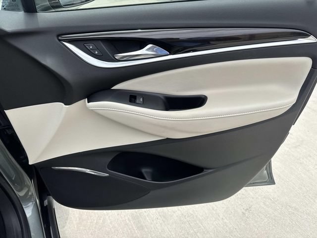 Used 2023 Buick Enclave Essence FWD image 13