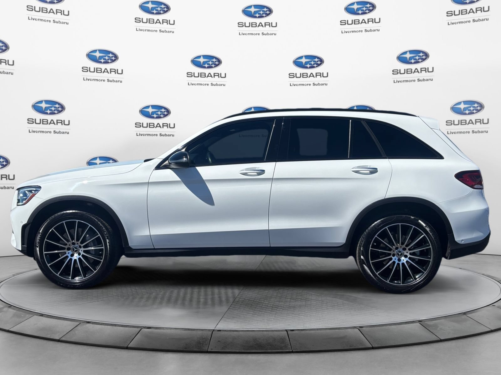 Used 2022 Mercedes-Benz GLC 300 w/ AMG Line image 2