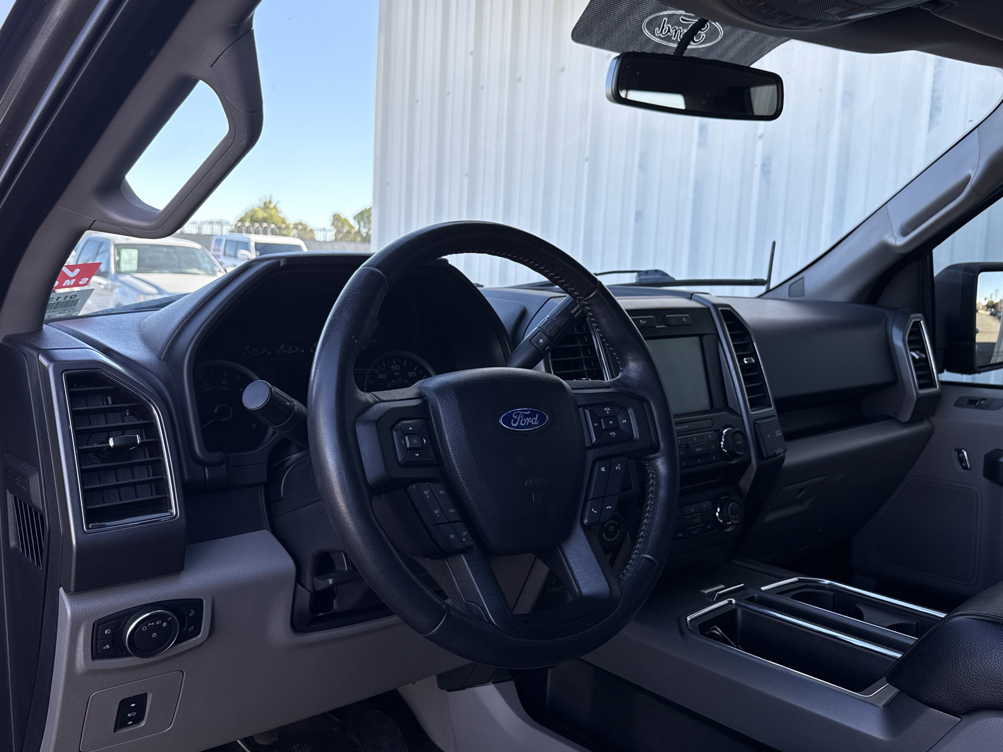 Used 2017 Ford F150 XLT w/ Equipment Group 302A Luxury image 18