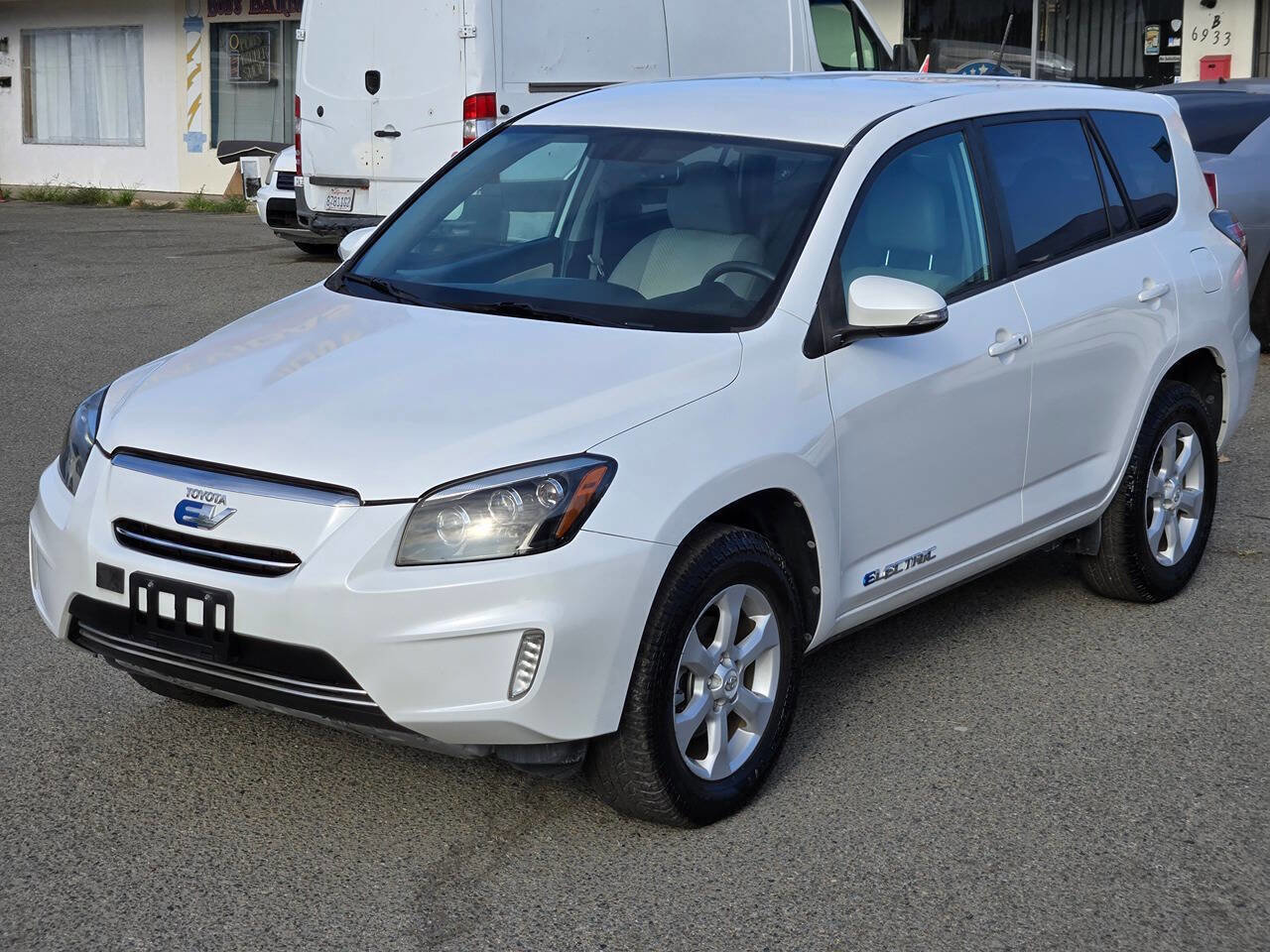 Used 2012 Toyota RAV4 EV image 5
