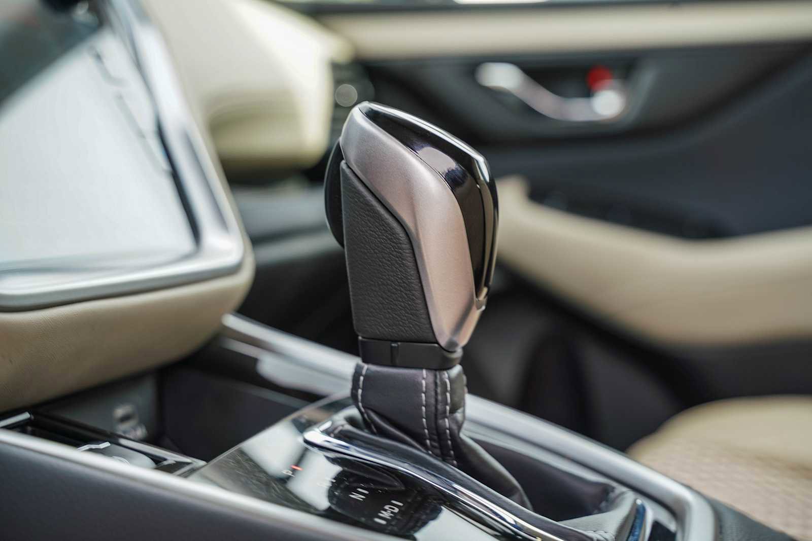 Used 2025 Subaru Outback Premium image 22