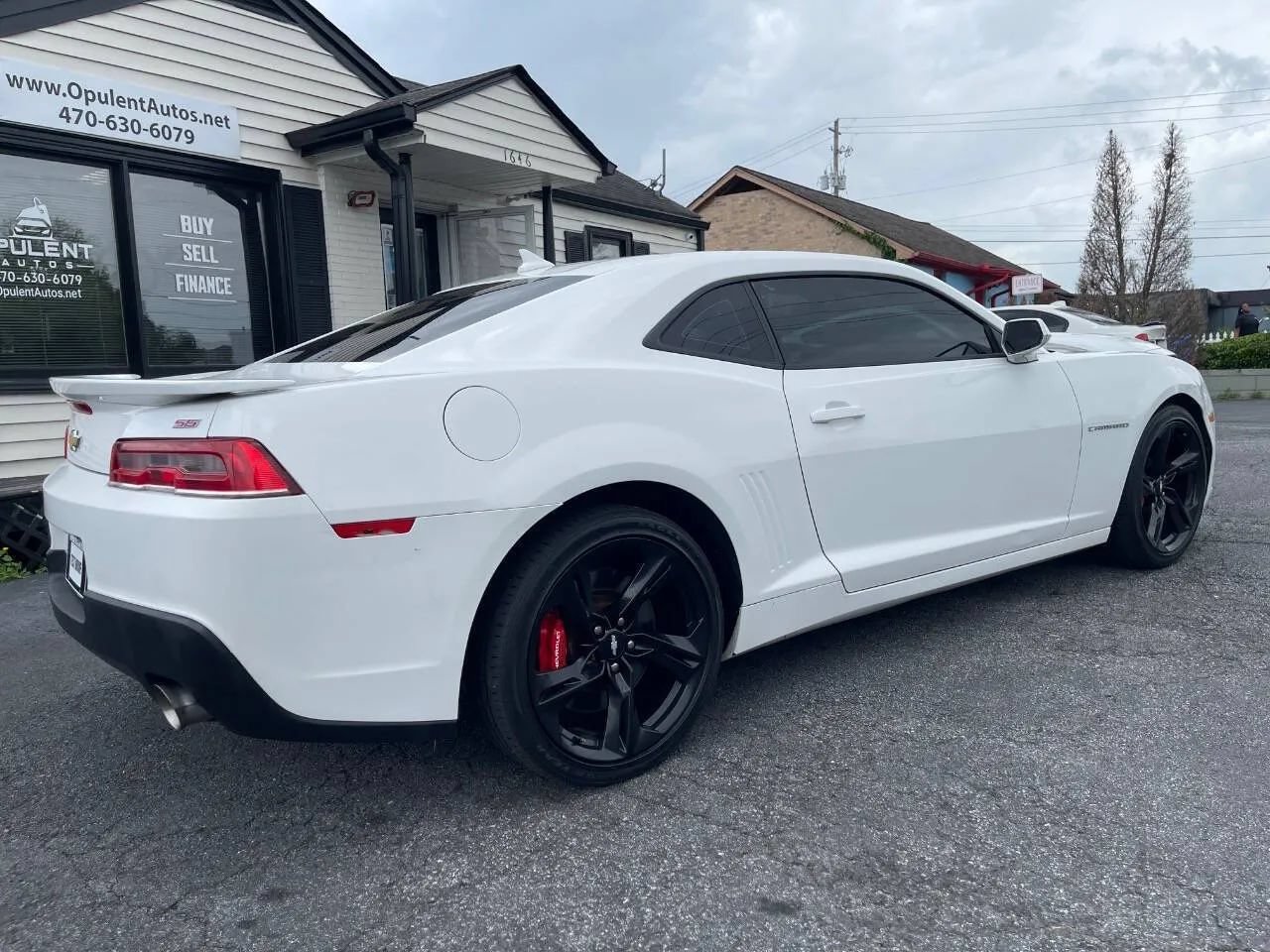 Used 2015 Chevrolet Camaro SS w/ RS Package RWD image 11