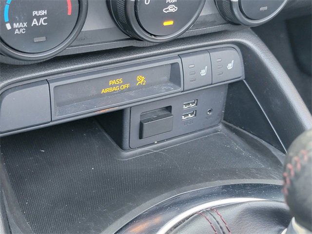 Used 2018 MAZDA MX-5 Miata Club image 18