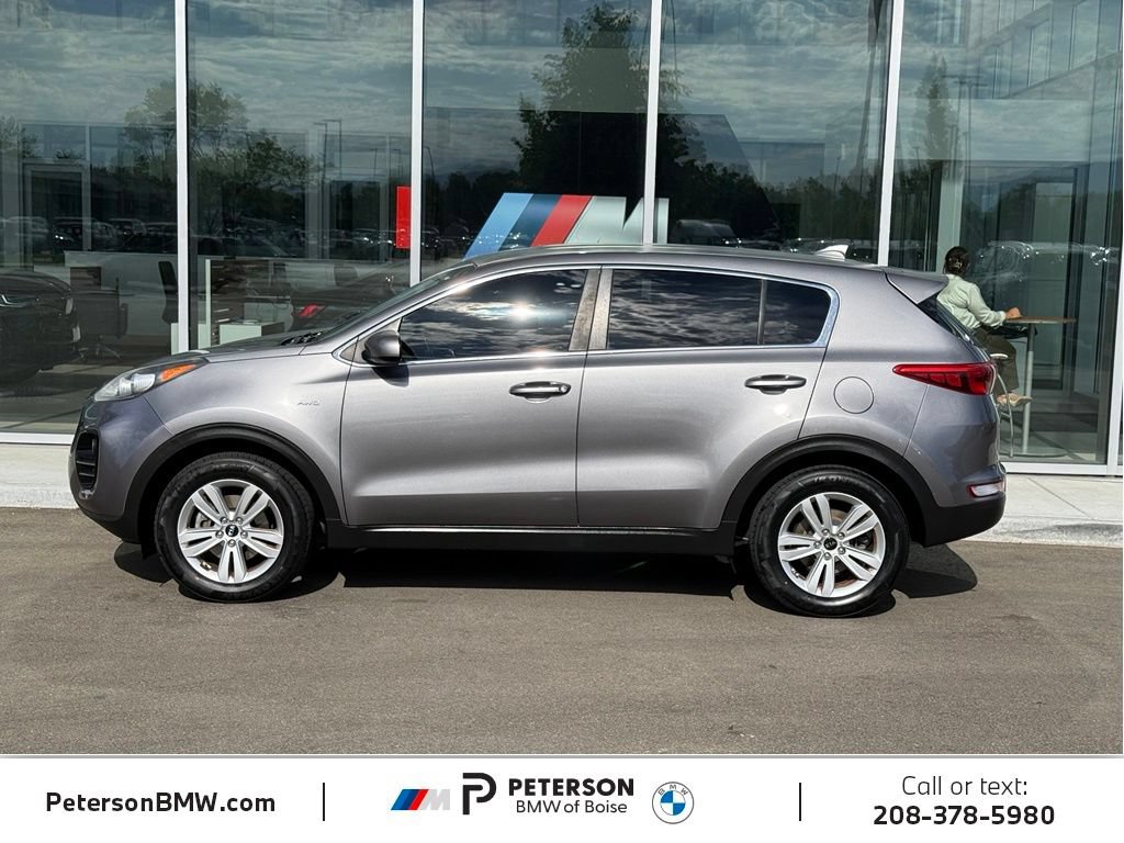 Used 2017 Kia Sportage LX AWD/4WD image 2