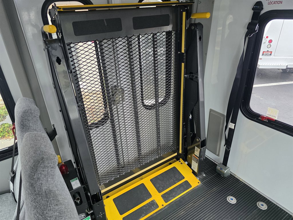 Used 2016 Chevrolet Express 3500 w/ Shuttle Bus Package image 26