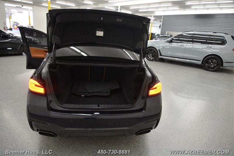 Used 2022 BMW M550i xDrive w/ Executive Package AWD/4WD image 46