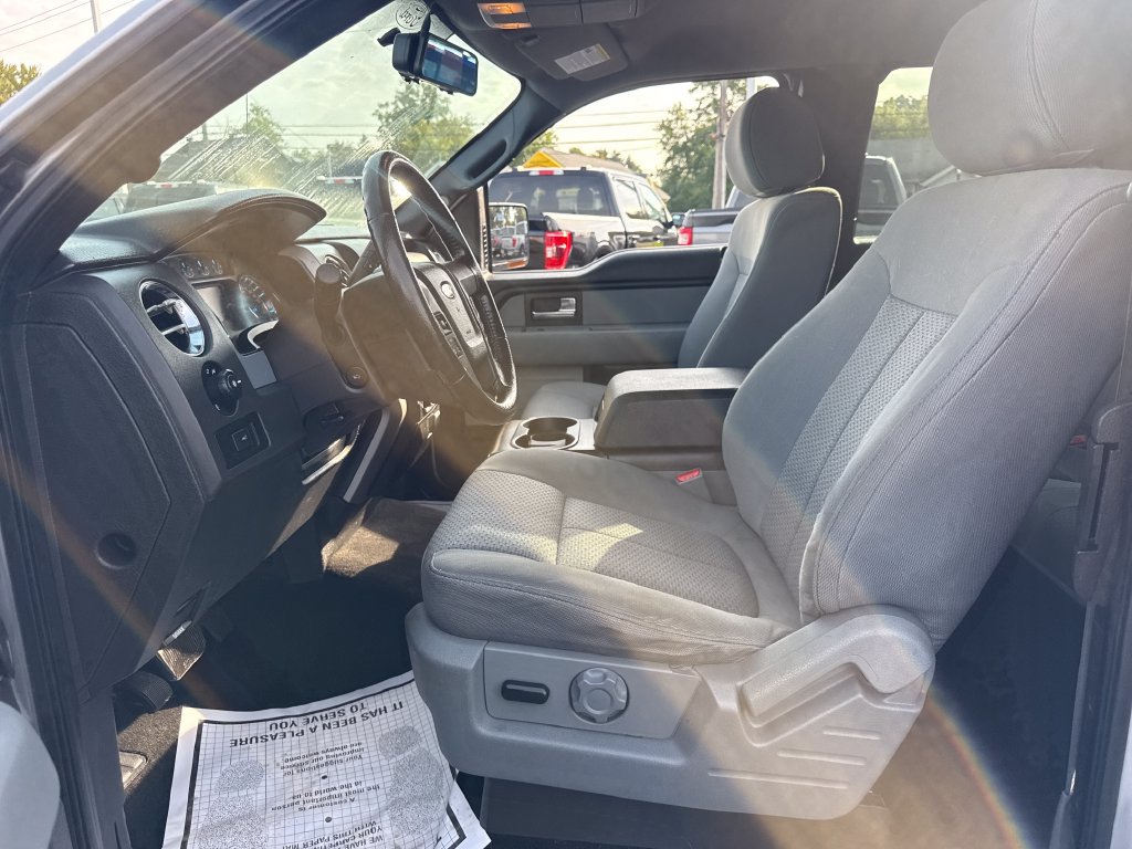 Used 2014 Ford F150 XLT w/ XLT Chrome Package RWD image 18